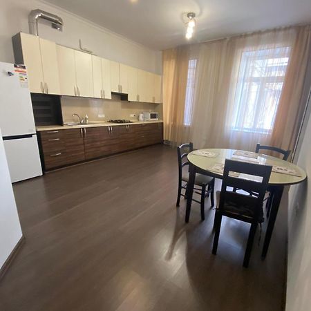 Afina Aparthotel Odessza Kültér fotó