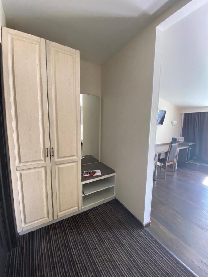 Afina Aparthotel Odessza Kültér fotó